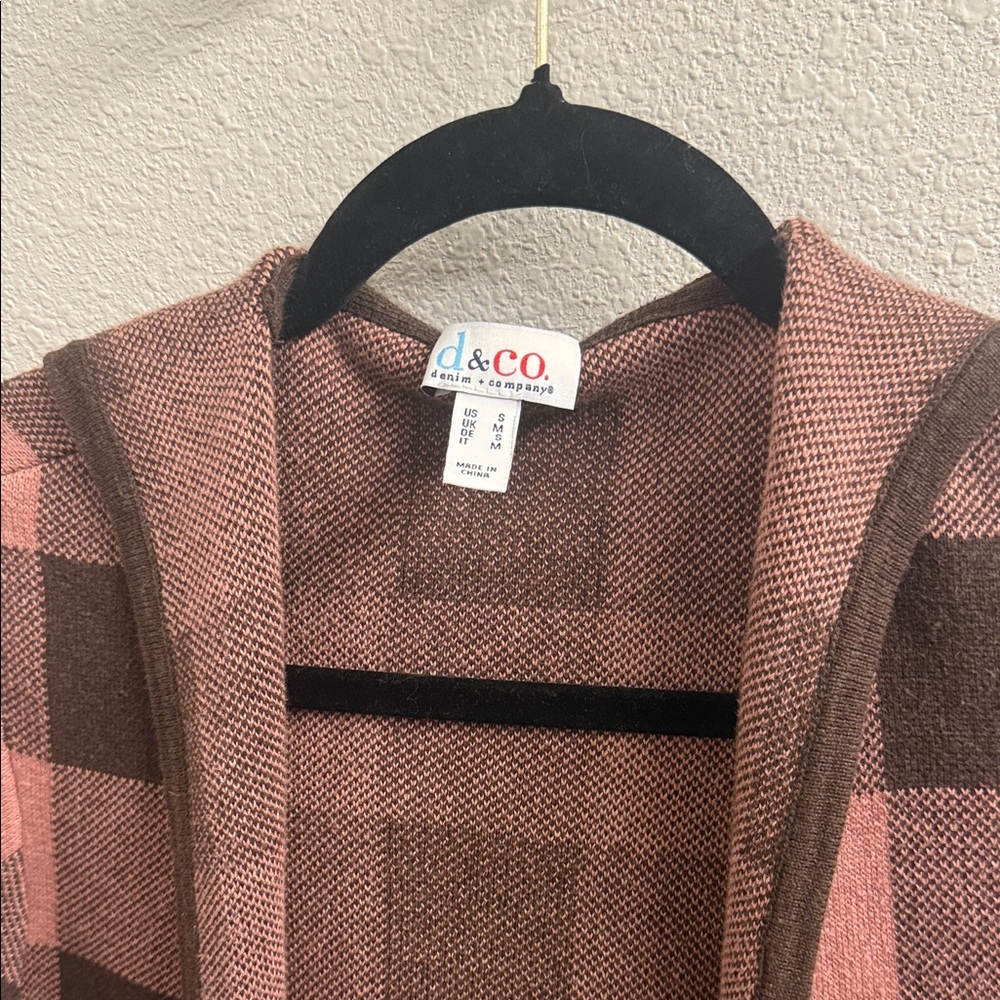 Denim&Co Pink and Brown Plaid Women’s Sweater Cardigan - Picture 2 of 6
